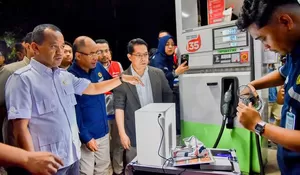 Bahlil Bingung: Harga BBM Naik Diprotes, Tidak Naik Juga Dikritik