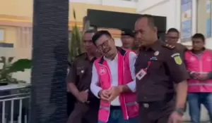 Kasus Korupsi Dana Hibah Magetan: Ketua DPRD Menangis Ditahan Kejari, 5 Tersangka Lainnya Terungkap