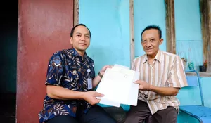Wali Kota Respati Ardi Serahkan Sertifikat Proda, Tekankan Pentingnya Kepastian Hukum