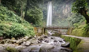 Tergerus Aturan dan Harga Tiket, Ikon Wisata Karanganyar Grojogan Sewu Kehilangan Daya Tarik