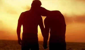 Polisi Tangkap 51 Pria dalam Penggerebekan Hotel Mewah, Diduga Pesta Gay dan Narkoba