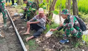 Kisah Inspiratif di TMMD Sragen: Perjuangan Ayah Sederhana Antar 5 Anak Menjadi Sarjana