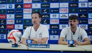 Link Streaming Arema FC vs PSIM Jogja, Paul Van Gastel Incar Posisi 10 Besar Klasemen Akhir