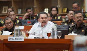Potensi Kerugian Negara Dari Pembangunan Pabrik Pupuk di Era Bahlil Menjabat Menteri ESDM, Hingga Tindakan Tegas Menteri Pertanian yang Mencabut 2.300 Izin Karena Penjualan Pupuk Subsidi di Atas HET