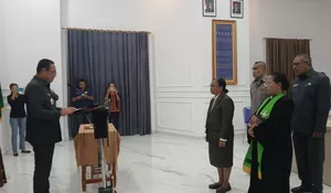 Wabup Belu Lantik Pj Sekda: Pastikan Roda Pemerintahan Tetap Berputar