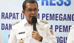 Gubernur NTT Mengamuk: 'Malu Saya, Triliunan Uang Masuk NTT Tapi Anak Ngada Mati karena Tak Bisa Beli Buku!