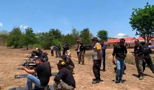 Asah Ketangkasan di Perbatasan, Bea Cukai dan Forkopimda Belu Gelar Latihan Menembak Bersama Brimob