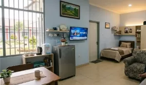 Ombudsman Bongkar "Resort Mewah" di Lapas Cibinong: Ada Kamar Suite, Gym, dan Parkiran Mobil Mewah