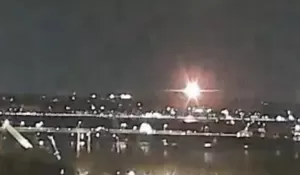 5 Fakta Pilu Insiden Tabrakan American Airlines vs Helikopter Black Hawk: Terbelah Jadi Dua hingga Tak Ada yang Selamat