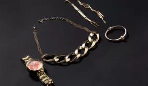 Update Harga Emas Perhiasan Hari Ini 11 Desember 2025: 24K Naik atau Turun?