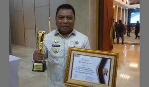 Piet Hein Babua Terima Penghargaan KWP Award 2026 Kategori Kepala Daerah Tanggap Bencana