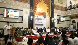 Menko Pangan dan Wamentan RI Hadiri Buka Puasa di Tazakka, Ribuan Muslimin Hadir