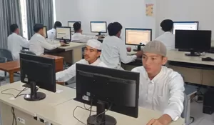 Ijazahnya Diakui, 69 Ribu Santri Ikuti UAN Pendidikan Kesetaraan 2025/2026  