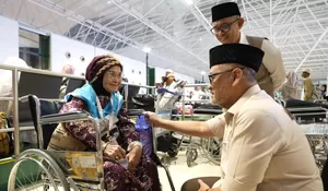 Menhaj Lepas Kloter UPG 7 di Bandara Jeddah, Apresiasi Kedisiplinan Jemaah Sulawesi Selatan