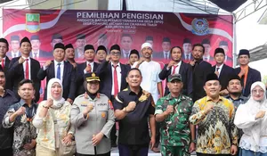 Plt Bupati Bekasi Pantau Pemilihan BPD di Cikarang Timur, Warga Diminta Kompak dan Perkuat Silaturahmi