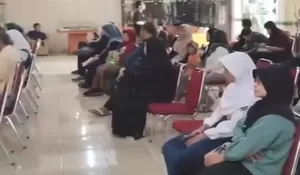 SPMB Sekolah Maung SMAN 1 Kota Bekasi Resmi Dibuka, Orang Tua Rela Antre sejak Pagi