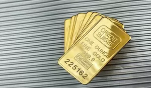 Harga Emas Hari Ini 18 Oktober 2025, Naik, Turun, atau Stabil di Akhir Pekan?