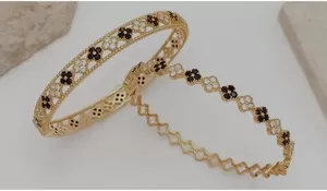 Update Harga Emas Perhiasan Hari Ini 10 Desember 2025, Kembali Menguat!