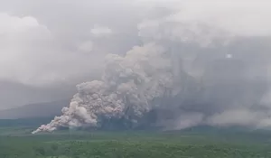 Fakta Erupsi Gunung Semeru: Abu Setinggi 2.000 Meter, Ini Batas Amannya