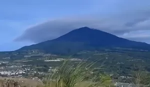 Mulai Hari Ini Aktivitas Pendakian ke Gunung Gede Pangrango Ditutup Sementara, Ini Penyebabnya