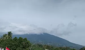 Aktivitas Vulkanik Gunung Salak Jawa Barat Meningkat, Jalur Pendakian Ditutup Mulai 15 Desember 2023