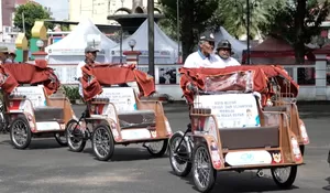 Bantuan Becak Listrik Prabowo di Blitar: Solusi Kesejahteraan dan Kesehatan Pengayuh Lansia