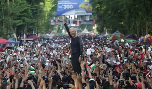 Capres Ganjar Pranowo Dorong Indonesia untuk Hilirisasi Digital di Indonesia's Electoral Epoch: Unveiling the Dynamics of the Pivotal 2024 Election