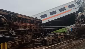 Tragedi Kecelakaan Kereta Api, 4 Meninggal dalam Tabrakan KA Turangga dan Bandung Raya