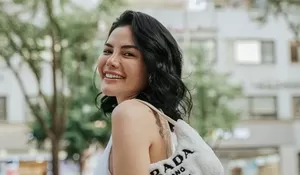 Pakai Baju Oranye, Nikita Mirzani Resmi Ditahan Polda Metro Jaya Gegara Kasus Ini