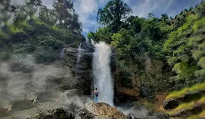 Mengenal Curug Cina di Subang, Air Terjun Tersembunyi yang Penuh Pesona
