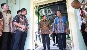 Antusias Sambut Prabowo dan Gibran, Warga Yogyakarta Padati Jalan