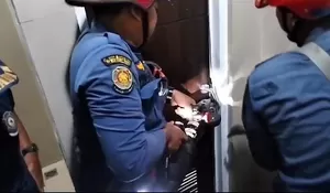 Mahasiswa Terjebak di Dalam Toilet Kampus di Bogor, Damkar Turun Tangan Lakukan Evakuasi