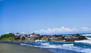 Yuk Kunjungi Pantai Karang Paranje, Wisata Alam Hidden Gem dan Memesona di Garut, Masuknya Cuman Rp 5 Ribu