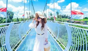 Jembatan Kaca Gianyar Bali, Wisata Adrenalin yang Banyak Diburu, Cek Harga, Lokasi, dan Jam Buka di Sini!