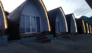 Habiskan Waktu Liburan dengan Glamping Syariah di Hutan Lindung Gunung Lawu, Cuma Rp500 Ribuan Aja Bisa Dapat Fasilitas Lengkap