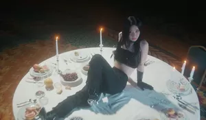 Lirik dan Terjemahan Lagu Mine, Single Solo Chaeryeong ITZY untuk Album BORN TO BE