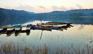 Bayar Rp10 Ribu, Coba Deh, ke Danau Tamblingan Sensasi Spot Camping View Tiga Danau Kembar Pesona Alamnya Indah nan Populer Dikelilingi 11 Pura