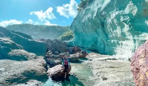 Yuk Nikmati Keindahan Pantai dan Tebing di Pantai Teunting Unting, Hidden Gem di Lombok Harga Tiket Masuknya Cuma Rp 5 Ribu