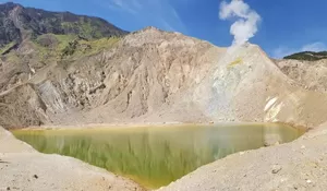 Surgawi Banget, Yuk Intip Pesona Kawah Baru di Gunung Papandayan Garut yang Sayang Dilewatkan, HTM Cuma Rp 20 Ribu