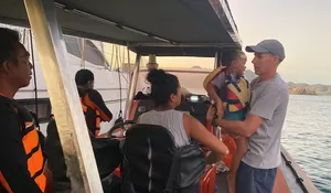 Nahas! Balita Pasangan Turis yang Lagi Liburan di Labuan Bajo Ini Terjatuh dari Kapal Hingga Alami Luka Serius