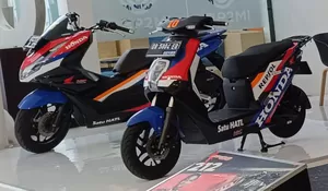 Kece Abis! Honda EM1e Motor Listrik Terbaru Siap Temani Honda PCX 160 di Paddock Tim Repsol Honda Selama MotoGP