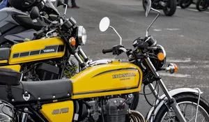 Persaingan 2 Merek Motor di Indonesia: 6 Aspek yang Saling Bersaing