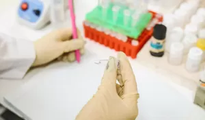 Kemenkes Dorong  Farmasi Percepat Produksi Bahan Baku Obat Dalam Negeri Lewat 3 Langkah Strategi Ini