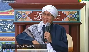 Bibir Kering Saat Berpuasa, Apakah Memakai Lip Scrub Membatalkan Puasa? Ini Penjelasan dari Buya Yahya