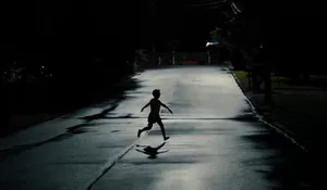 Punya Cerita Menarik! Sinopsis Film Weapons (2025) Tontonan yang Bikin Penggemar Horor Senang