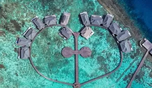 Tak Perlu ke Maldives! Liburan Tropis di Tengah Laut Bisa Kamu Nikmati di Mega Resort Karimunjawa, Cek Lokasinya