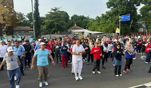 Nikmati Ruang Publik Sehat, Rudy Susmanto Ramaikan Car Free Day Tegar Beriman Bersama Warga