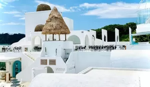 Tak Perlu OTW ke Yunani, Ternyata Indonesia Punya Labuan Bajo dengan Vibes Santorini