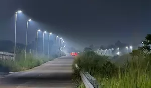 Rudy Susmanto Pasang 316 Titik PJU di Jalur Bomang, Tingkatkan Keamanan dan Kenyamanan Warga