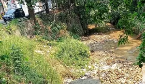 Kali KCB Grogol Depok Jadi Tempat Sampah Massal